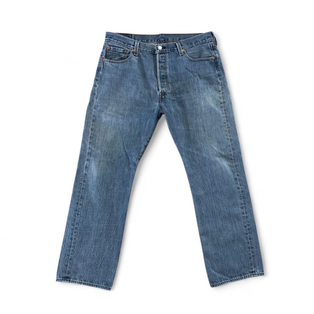 Levi's 501 Jeans Button Fly Mens 36x30 Blue Denim Straight Leg Medium Wash